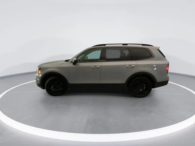 Used 2025 Gray Kia SX-Prestige X-Line image 3