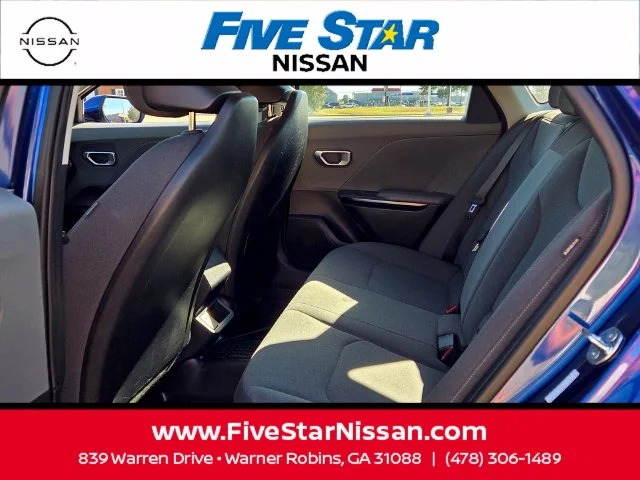 Used 2025 Blue Kia LXS image 6