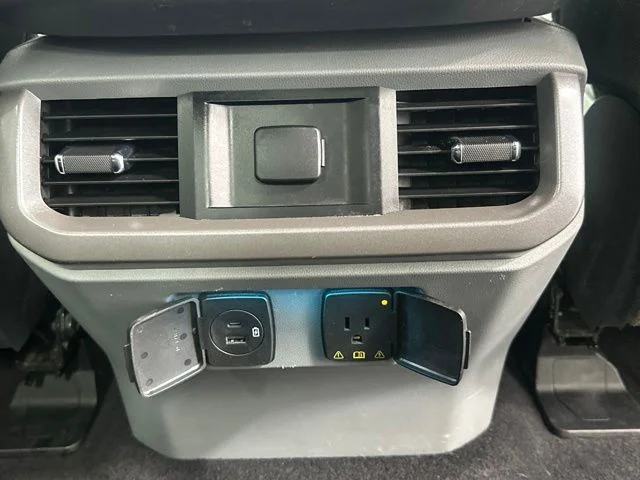 Used 2023 Gray Ford XLT image 29