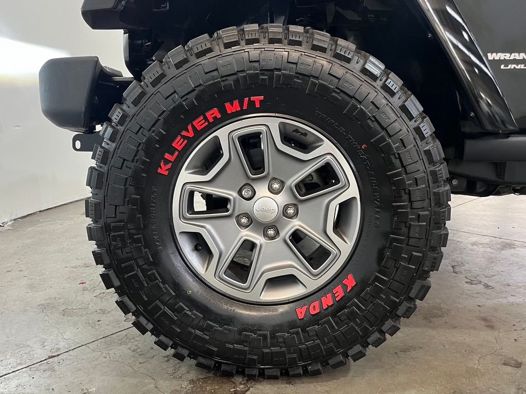 Used 2018 Black Jeep Unlimited Rubicon image 16
