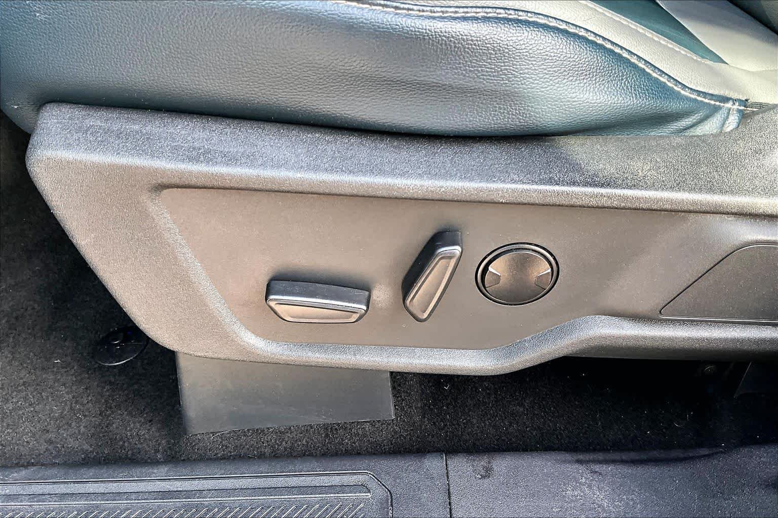 Used 2023 Velocity Blue Metallic Ford Outer Banks image 31