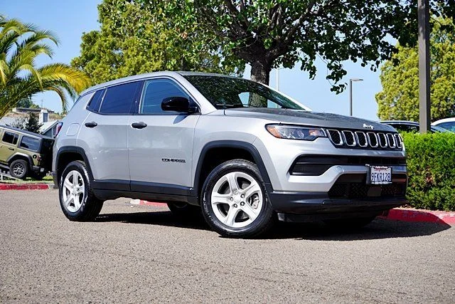 2023 Jeep Compass Sport 4X4's photo