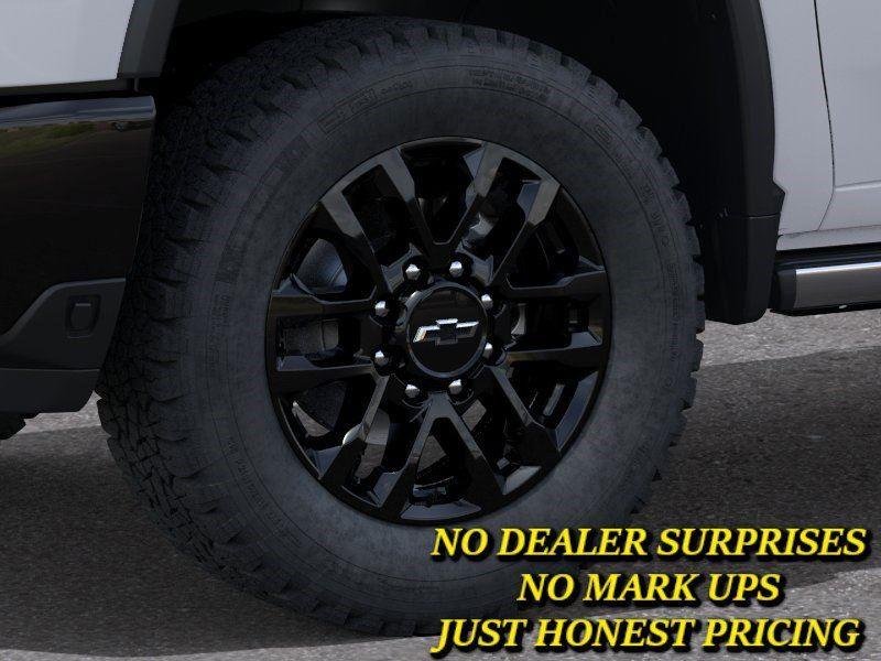 2026 Chevrolet Silverado 2500 HD LTZ - Photo 9