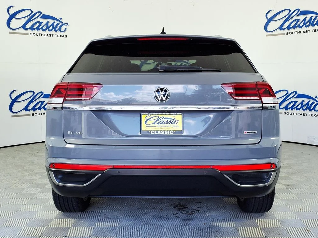 Used 2020 Gray Volkswagen 3.6L V6 SE w/Technology image 4
