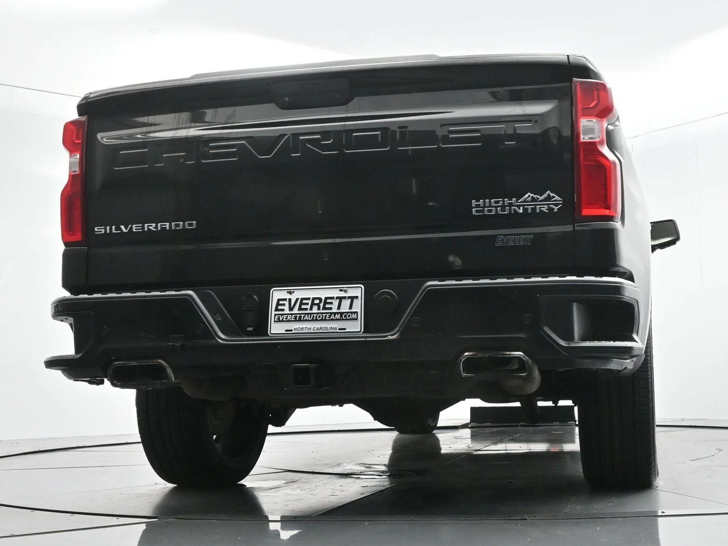Used 2019 BLACK Chevrolet High Country image 48