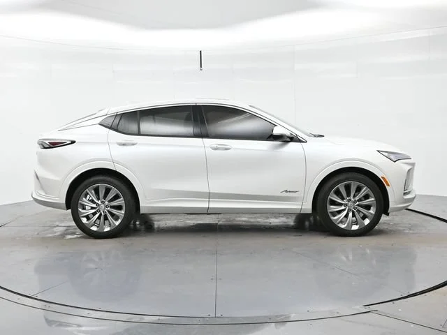 Used 2024 White Frost Tricoat Buick Avenir image 8