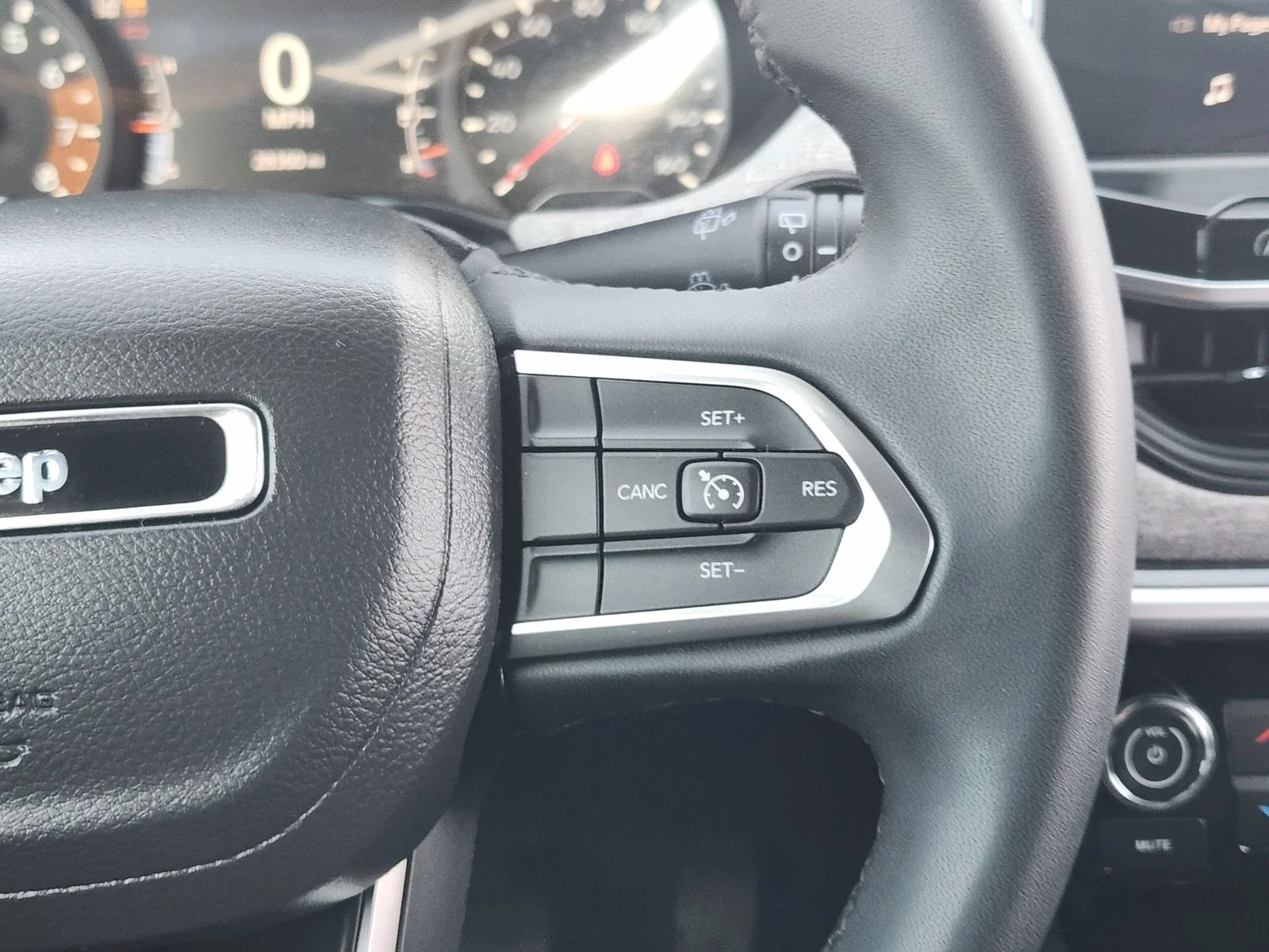 Used 2024 Black Jeep Latitude image 28