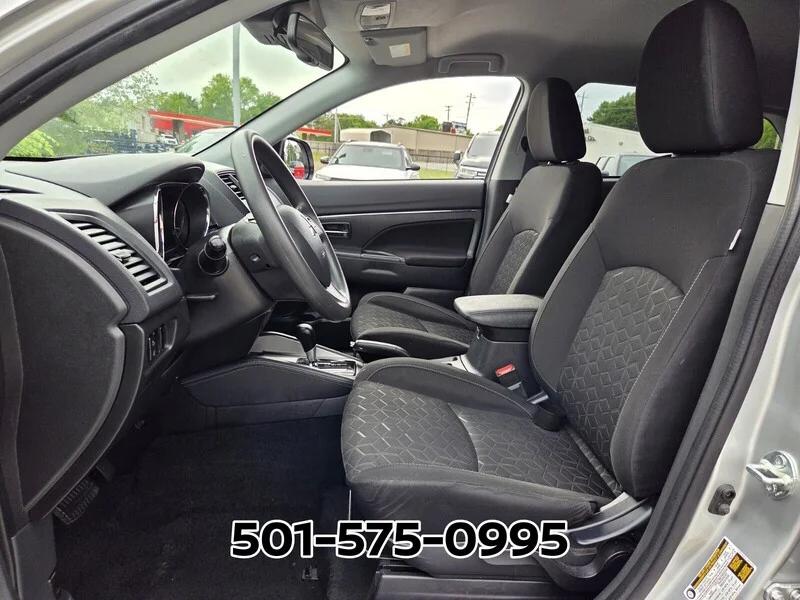 Used 2024 SILVER MITSUBISHI S 2.0 AWC image 11