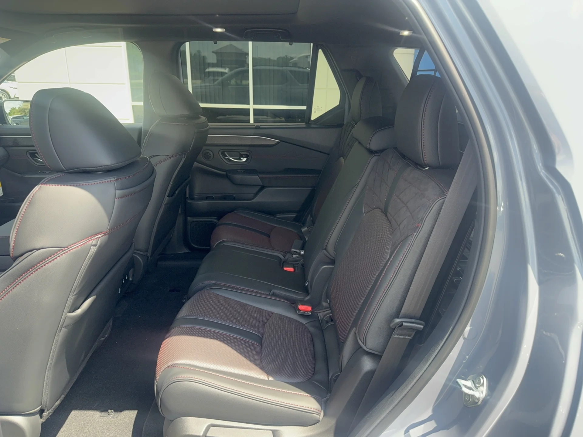 New 2026 Sonic Gray Pearl Honda Black Edition image 11