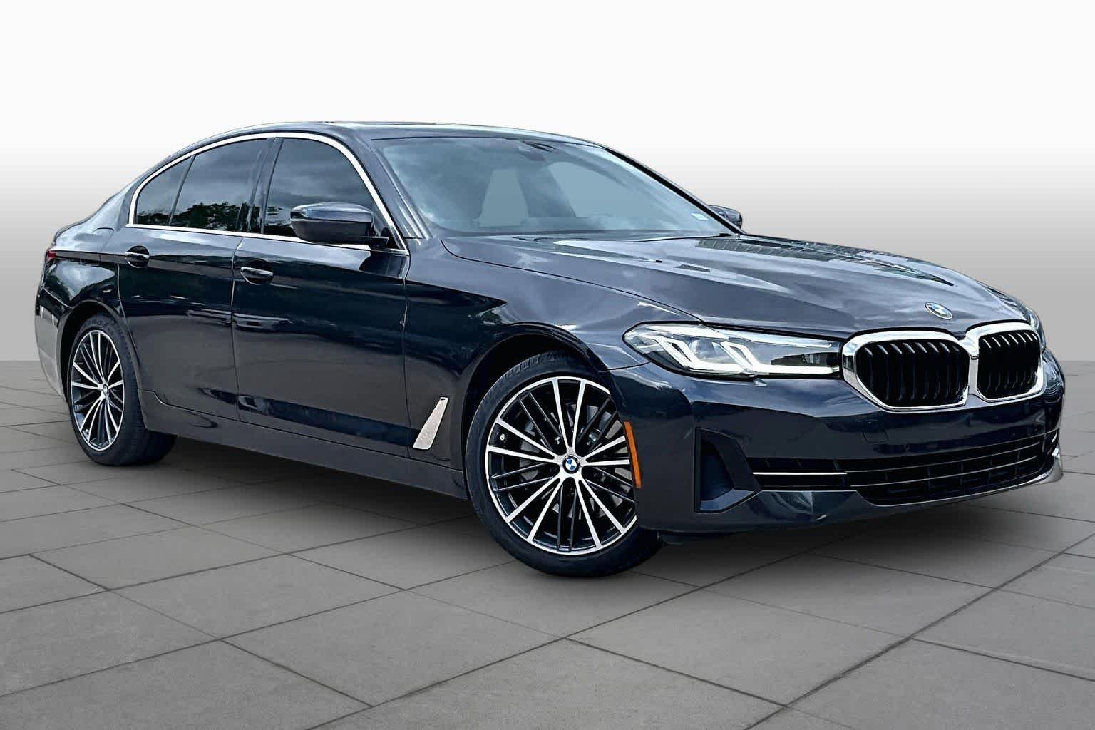 Used 2023 Dark Graphite Metallic BMW 530i image 2