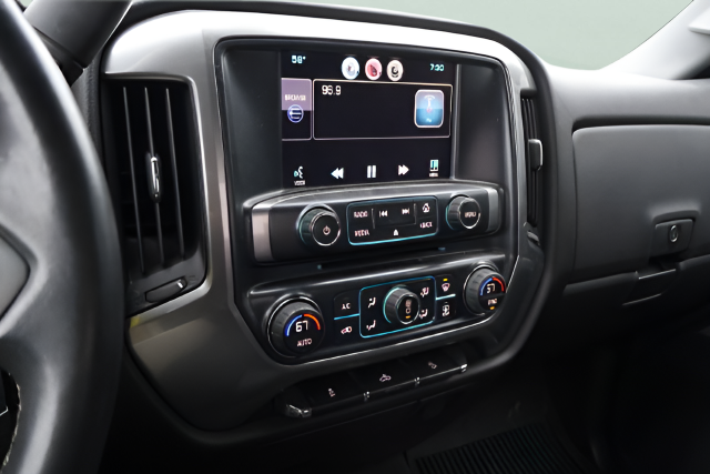 Used 2014 Black Chevrolet LT image 10