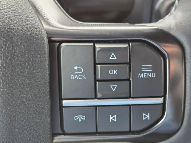 New 2026 Glacier Gray Metallic Tri-Coat Ford F-350® Platinum® image 19