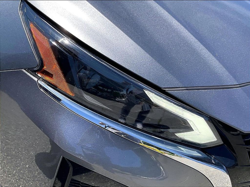 Used 2024 Gray Nissan 2.5 SV image 32