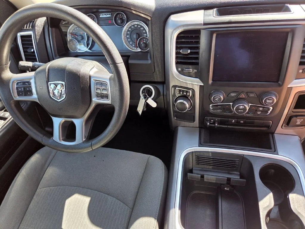 Used 2023 White Ram SLT image 30