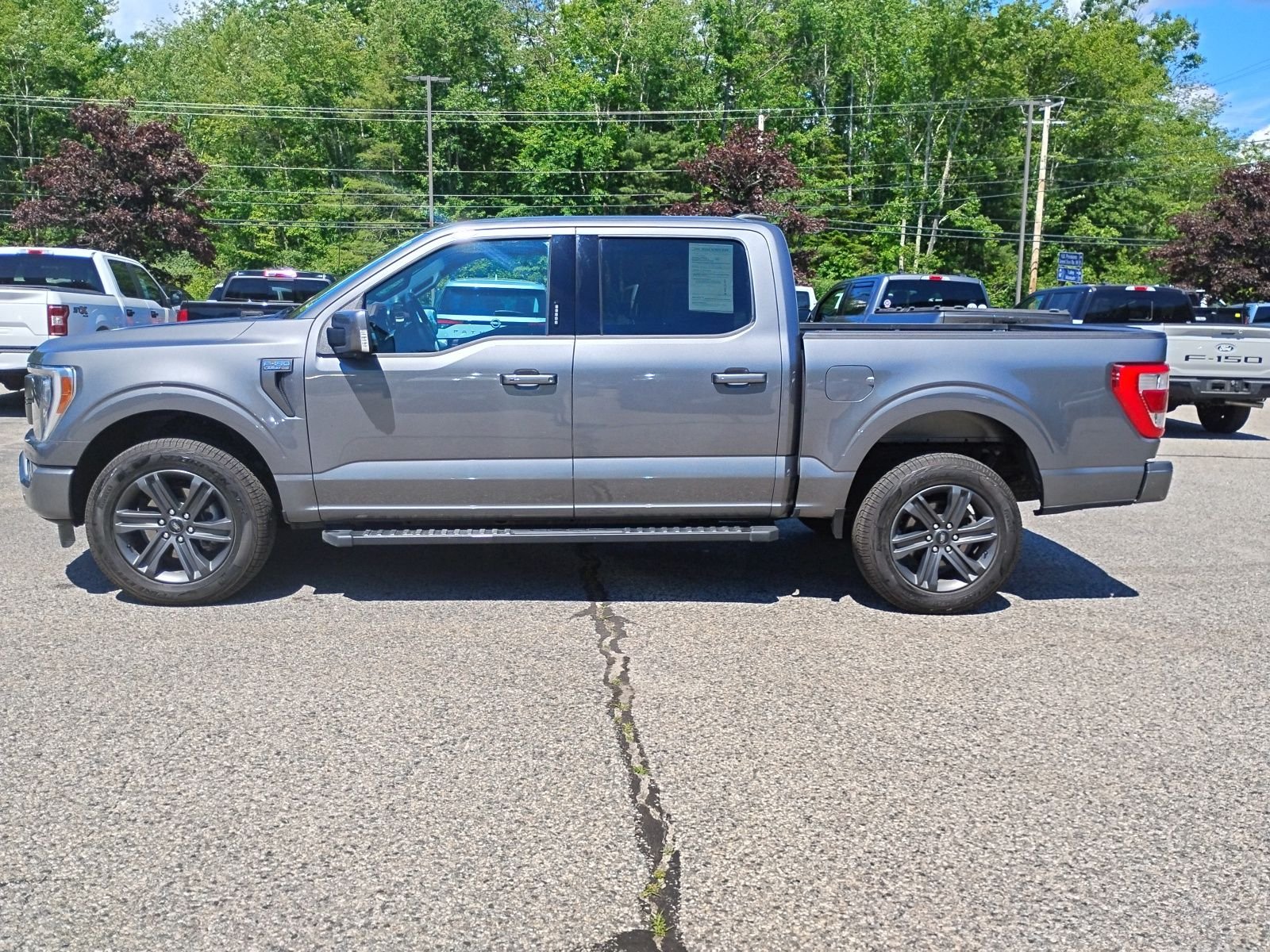 Used 2023 Gray Ford Lariat image 4