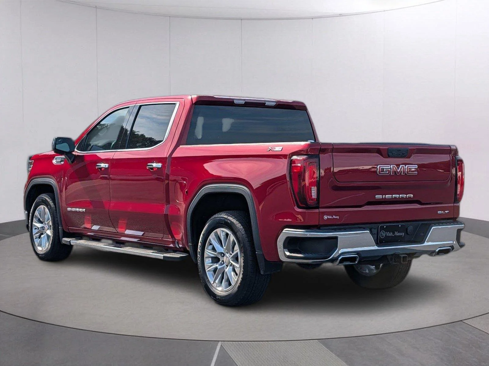 Used 2023 Volcanic Red Tintcoat GMC SLT image 3
