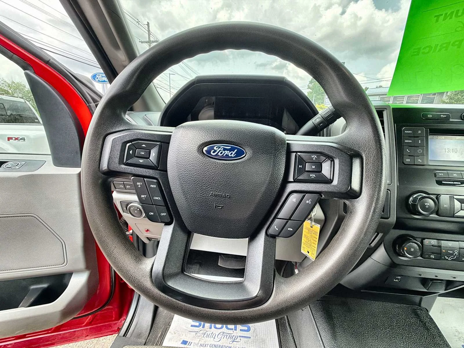 Used 2022 RED Ford XL image 11