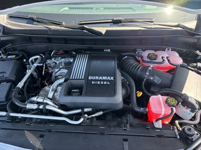New 2026 Polar White Tricoat Chevrolet Premier image 25