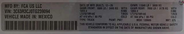 New 2026 Bright White Clear-Coat Exterior Paint RAM Tradesman image 25