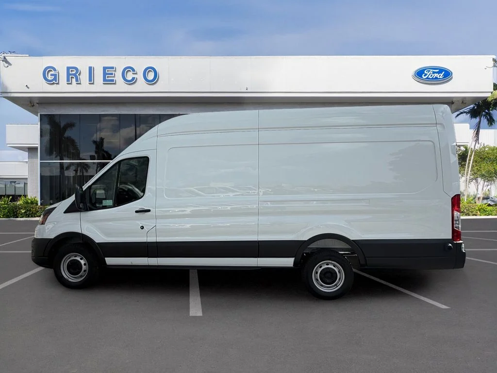 New 2026 White Ford Base image 4