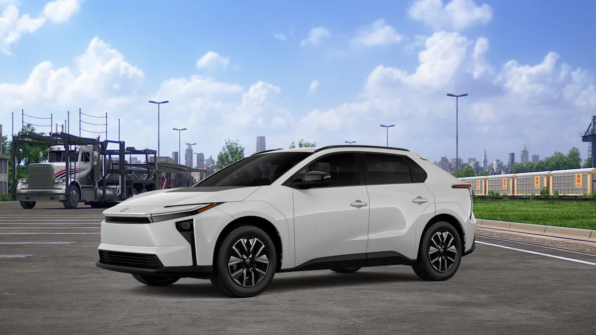 New 2026 Wind Chill Pearl Toyota XLE image 15