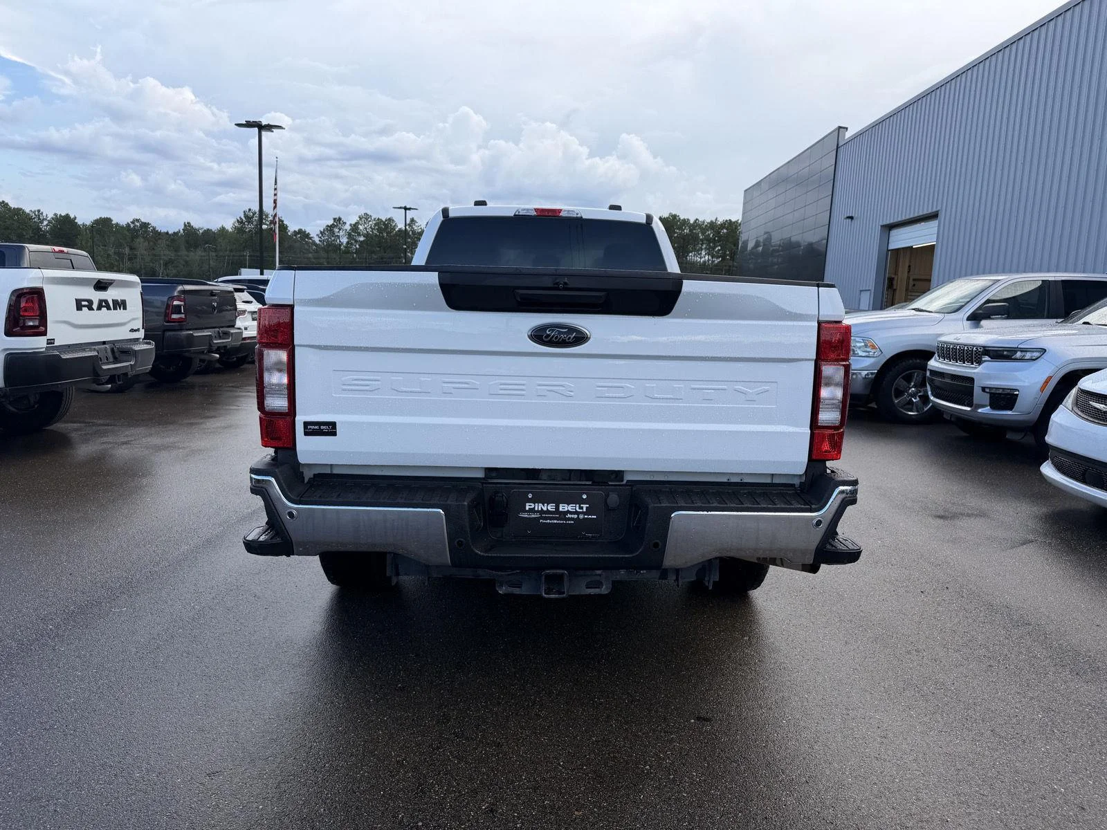 Used 2022 Oxford White Ford XLT image 5