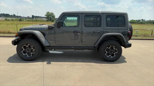 New 2023 Sting-Gray Clear-Coat Exterior Paint Jeep Rubicon 4xe image 5