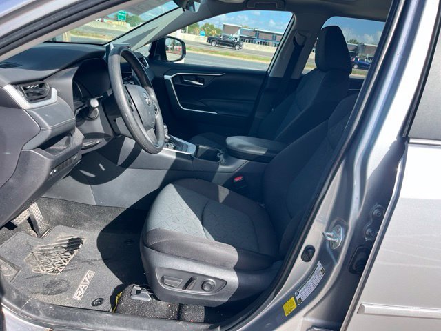 Used 2025 Silver Toyota XLE image 10