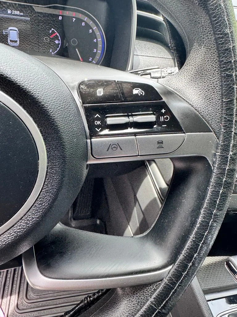Used 2022 Blue Hyundai SEL image 20