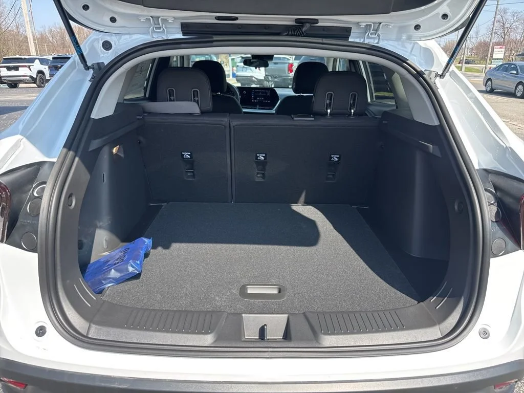 2026 Chevrolet Trax LS - Photo 17