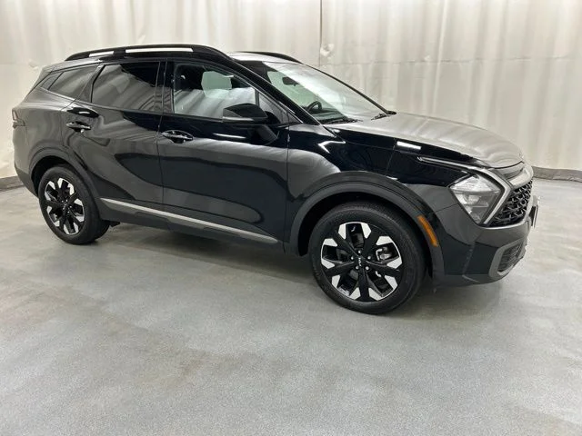 Used 2023 Black Kia X-Line image 1