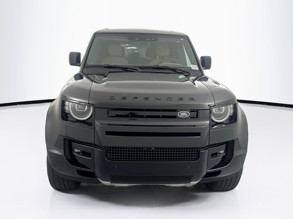 New 2026 Santorini Black Land Rover V8 image 2