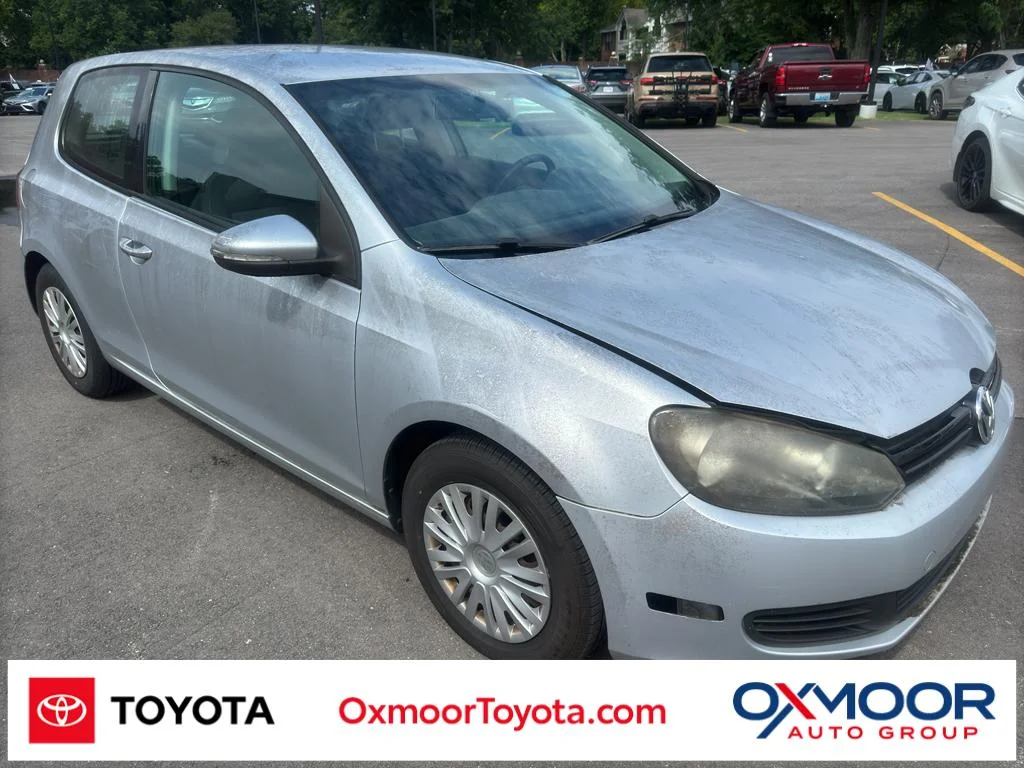 Used 2010 Reflex Silver Metallic Volkswagen 2-Door (M5) image 1