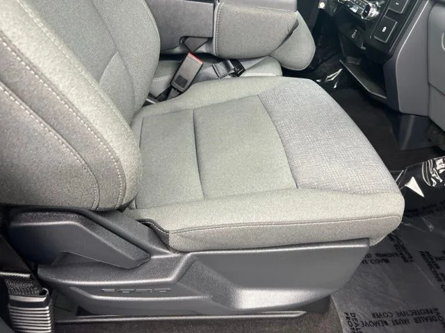 Used 2025 Black Ford XLT image 23
