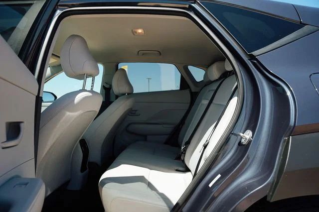 Used 2025 Denim Blue Hyundai SEL image 9