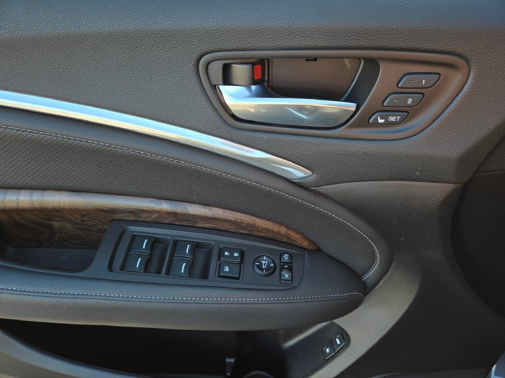 Used 2019 Gunmetal Metallic Acura 3.5L Technology Package image 23