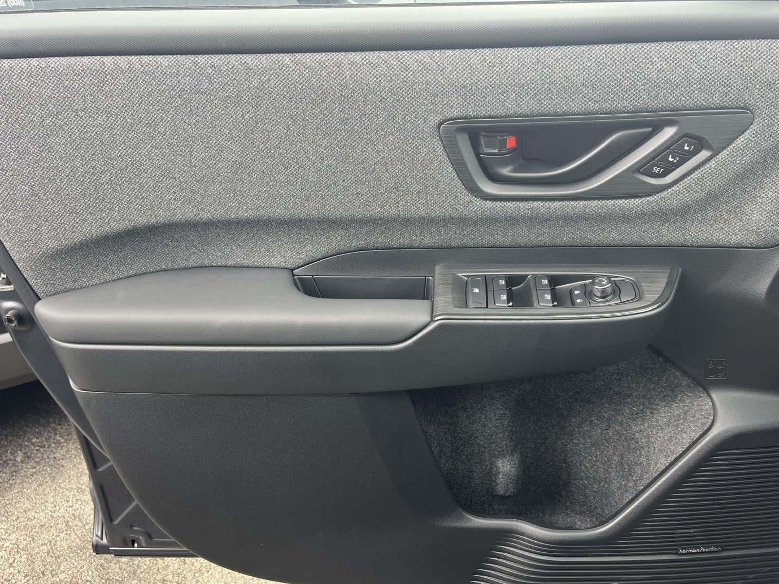 New 2026 Magnetite Gray Metallic Subaru Limited image 28