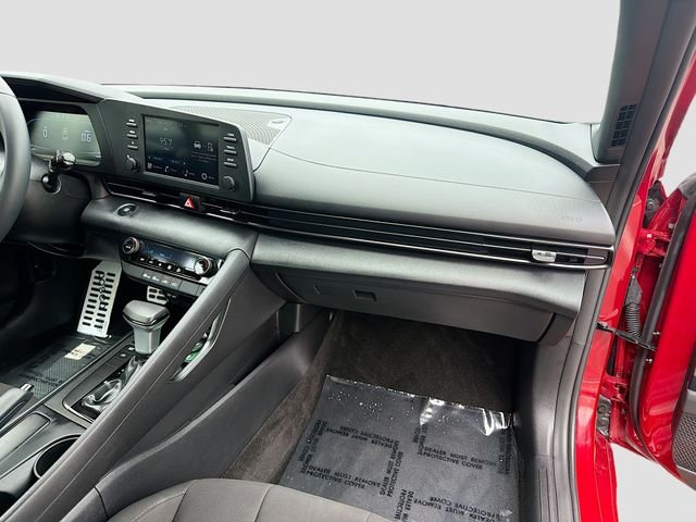 Used 2026 Red Hyundai SEL Sport image 27