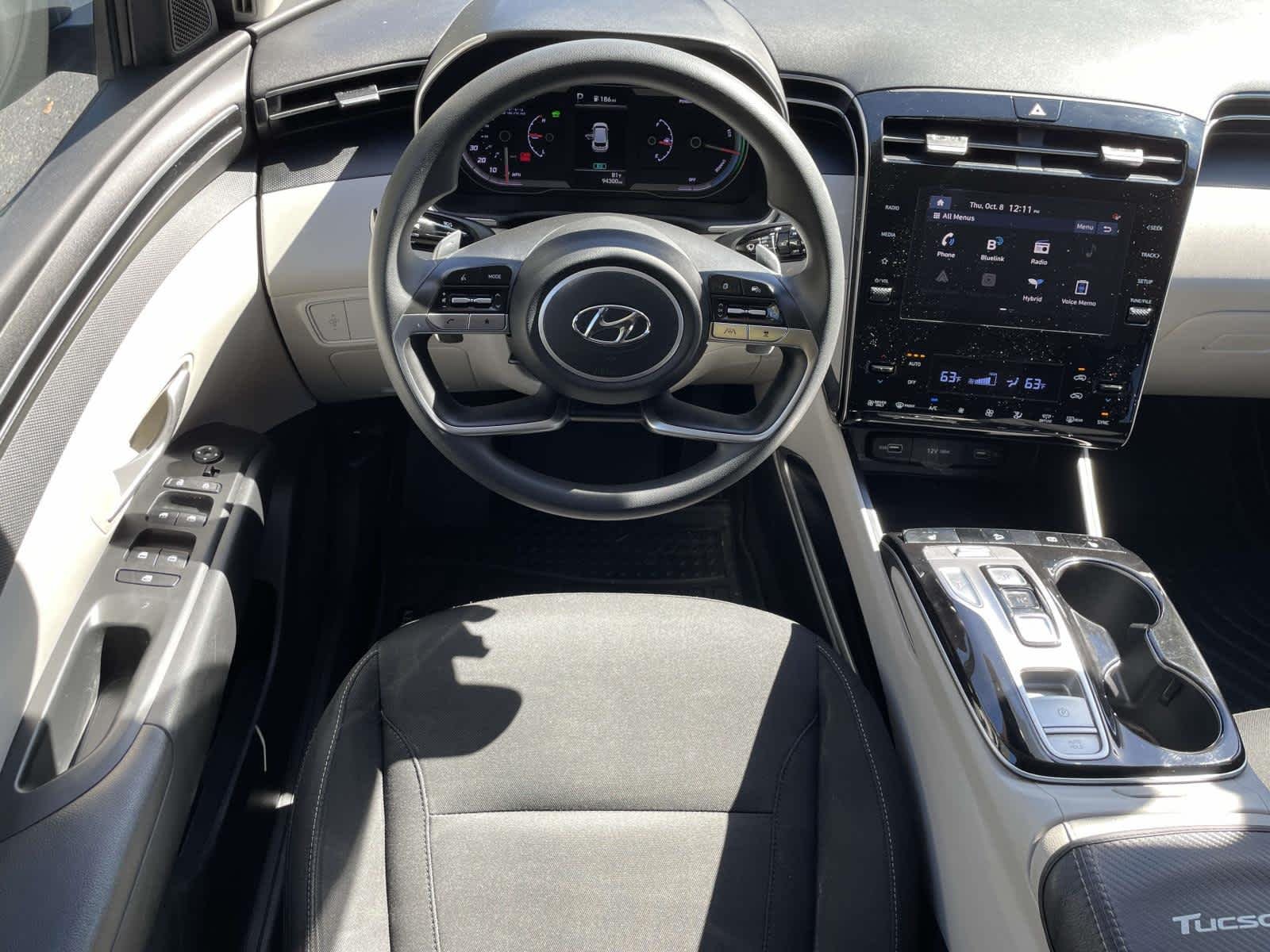 Used 2022 QUARTZ WHITE Hyundai Blue image 2