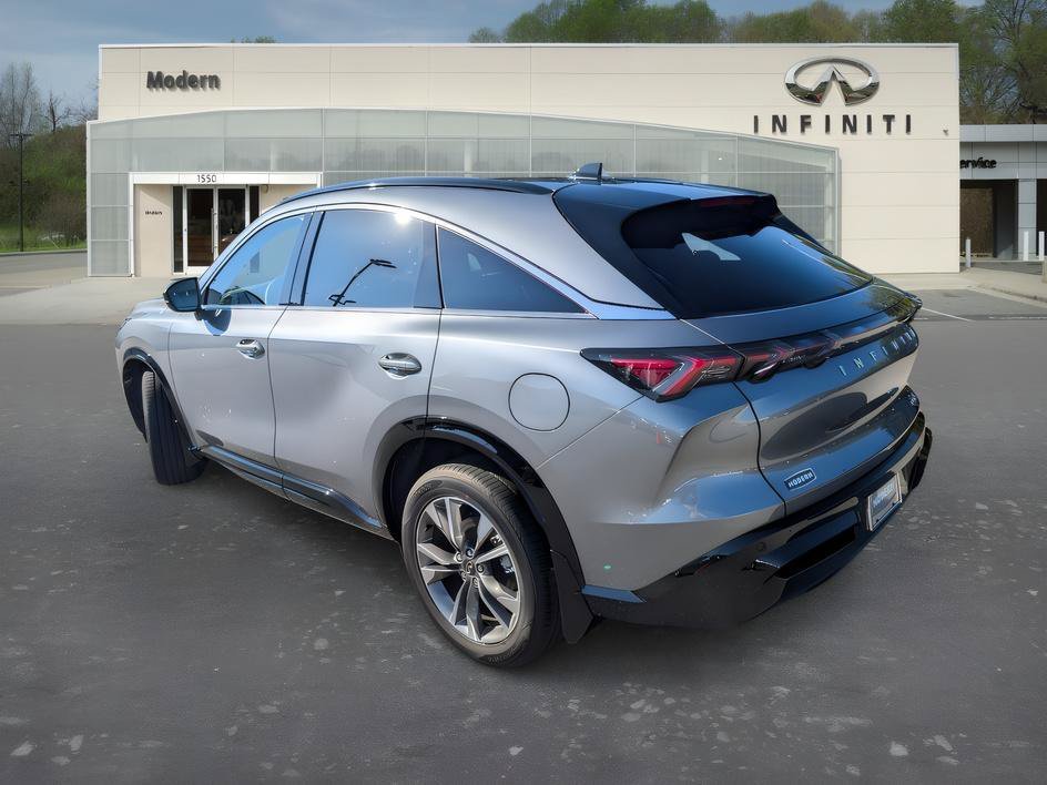New 2027 GRAPHITE SHADOW INFINITI LUXE image 6