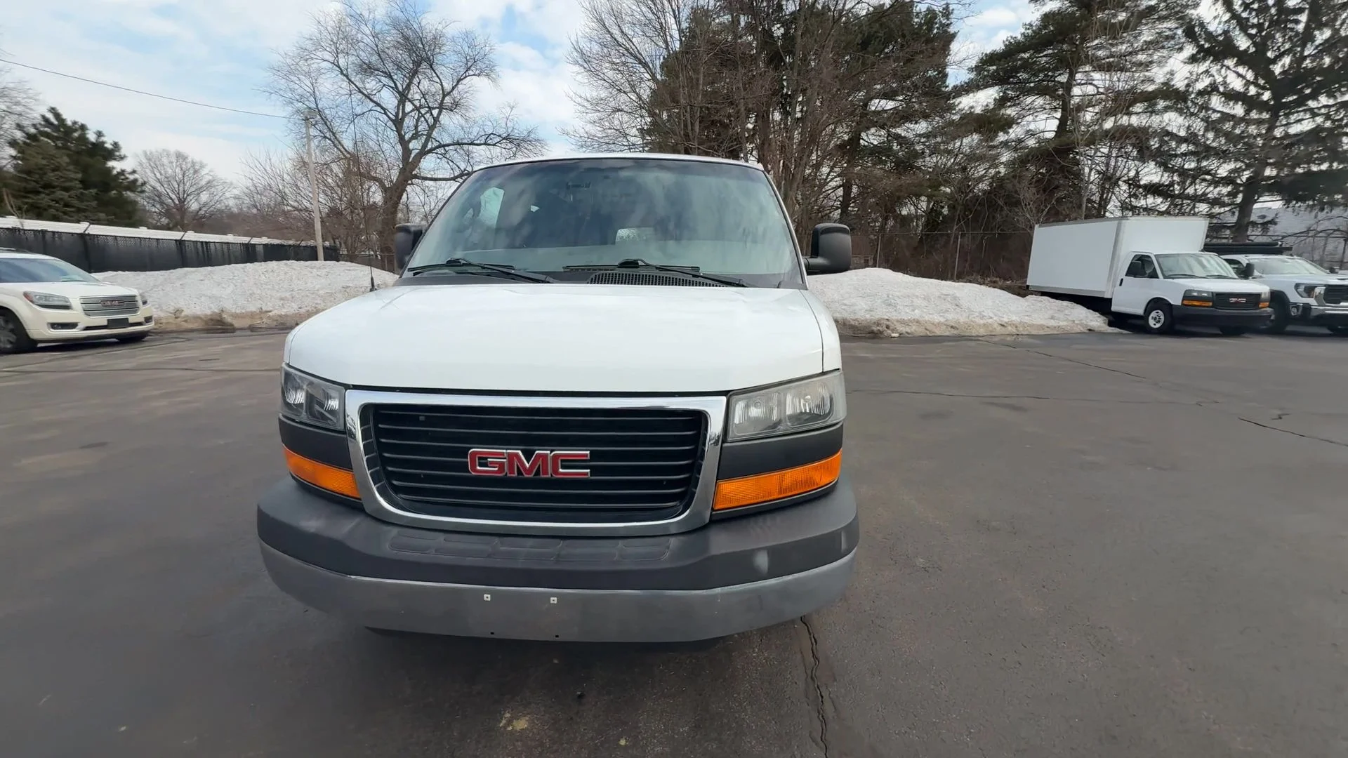 Used 2016 SUMMIT WHITE GMC Work Van image 3