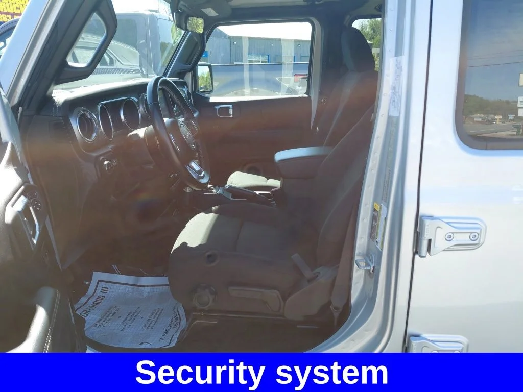 Used 2022 Silver Jeep Unlimited Sahara image 20