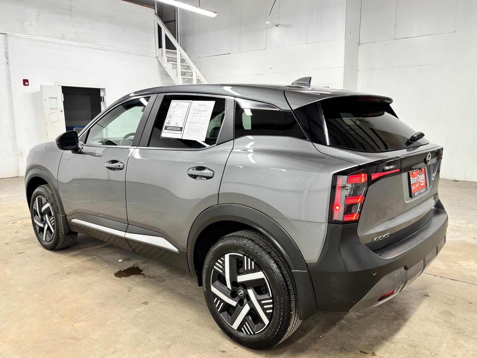 Used 2025 Gray Nissan SV image 5