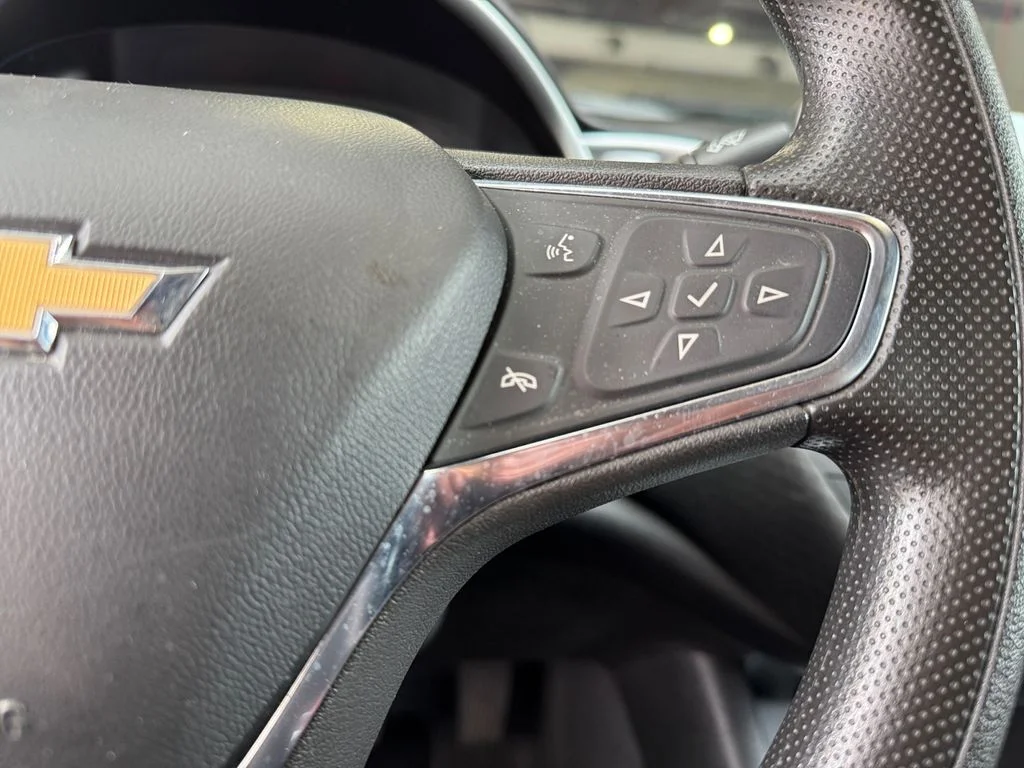 Used 2024 Gray Chevrolet LT image 25