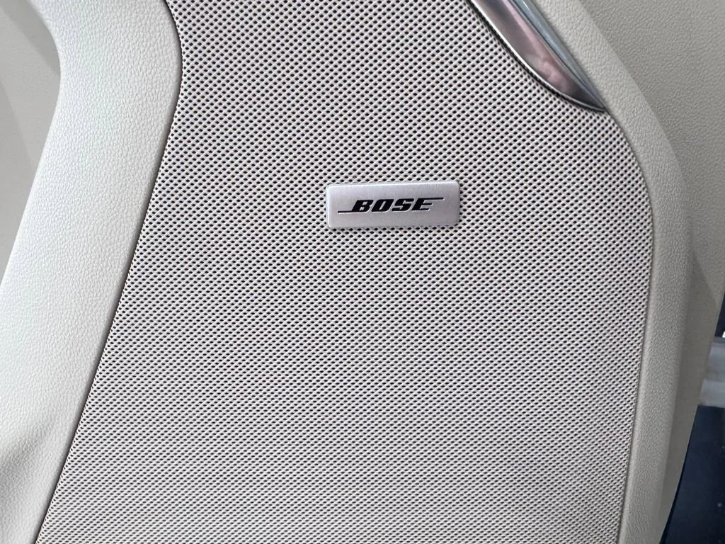 2024 GMC Yukon Denali - Photo 25