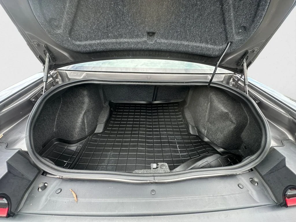 Used 2023 Gray Dodge SXT image 13