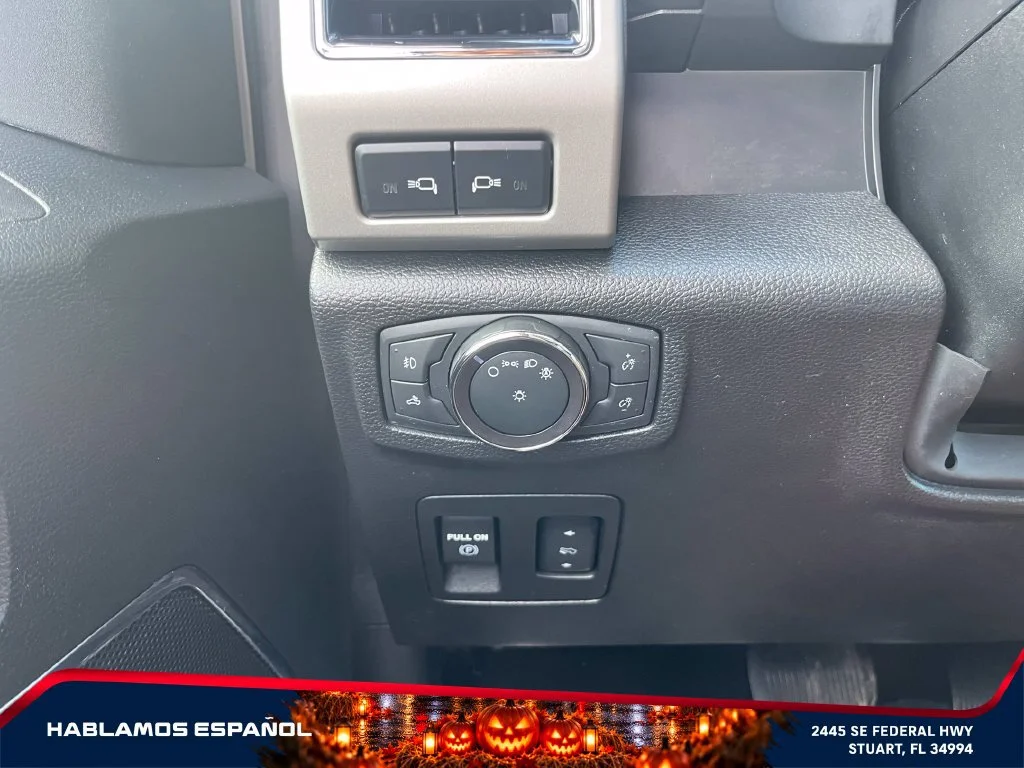 Used 2018  Ford XL image 24