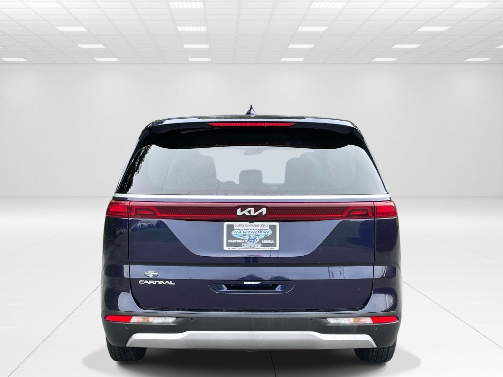 Used 2024 Blue Kia LX image 5