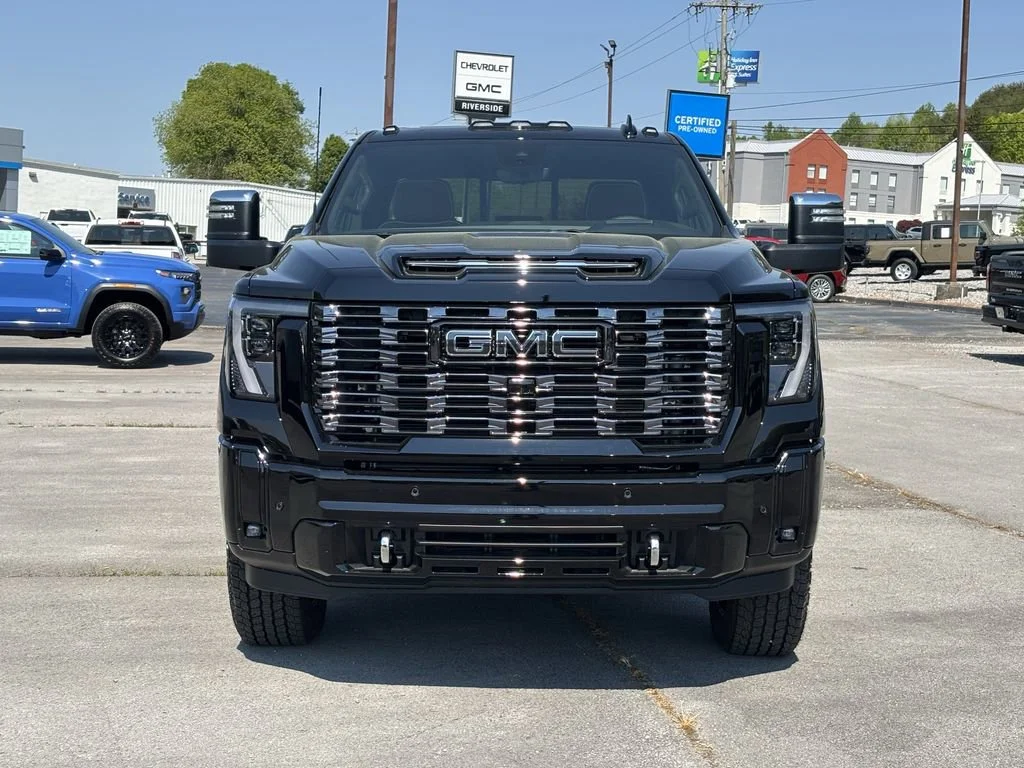 New 2026 Onyx Black GMC Denali Ultimate image 5