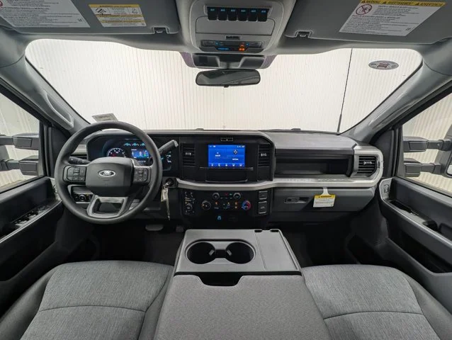 New 2026 Oxford White Ford F-250® XL image 38